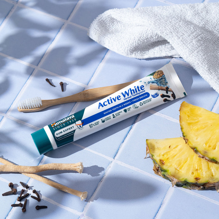Himalaya Gum Expert Kräuterzahnpasta - Active White Frischgel - 75 ml