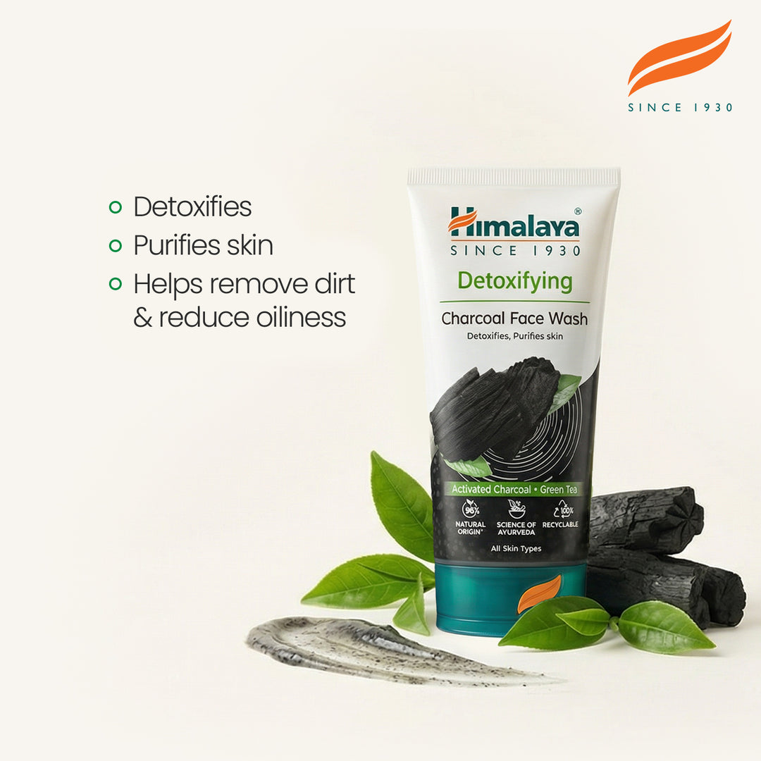 Himalaya Detoxifying Gesichtsreiniger mit Aktivkohle &amp; Grüntee - 150 ml