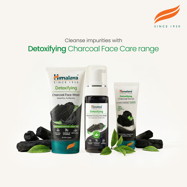 Himalaya Detoxifying Gesichtsreiniger mit Aktivkohle &amp; Grüntee - 150 ml
