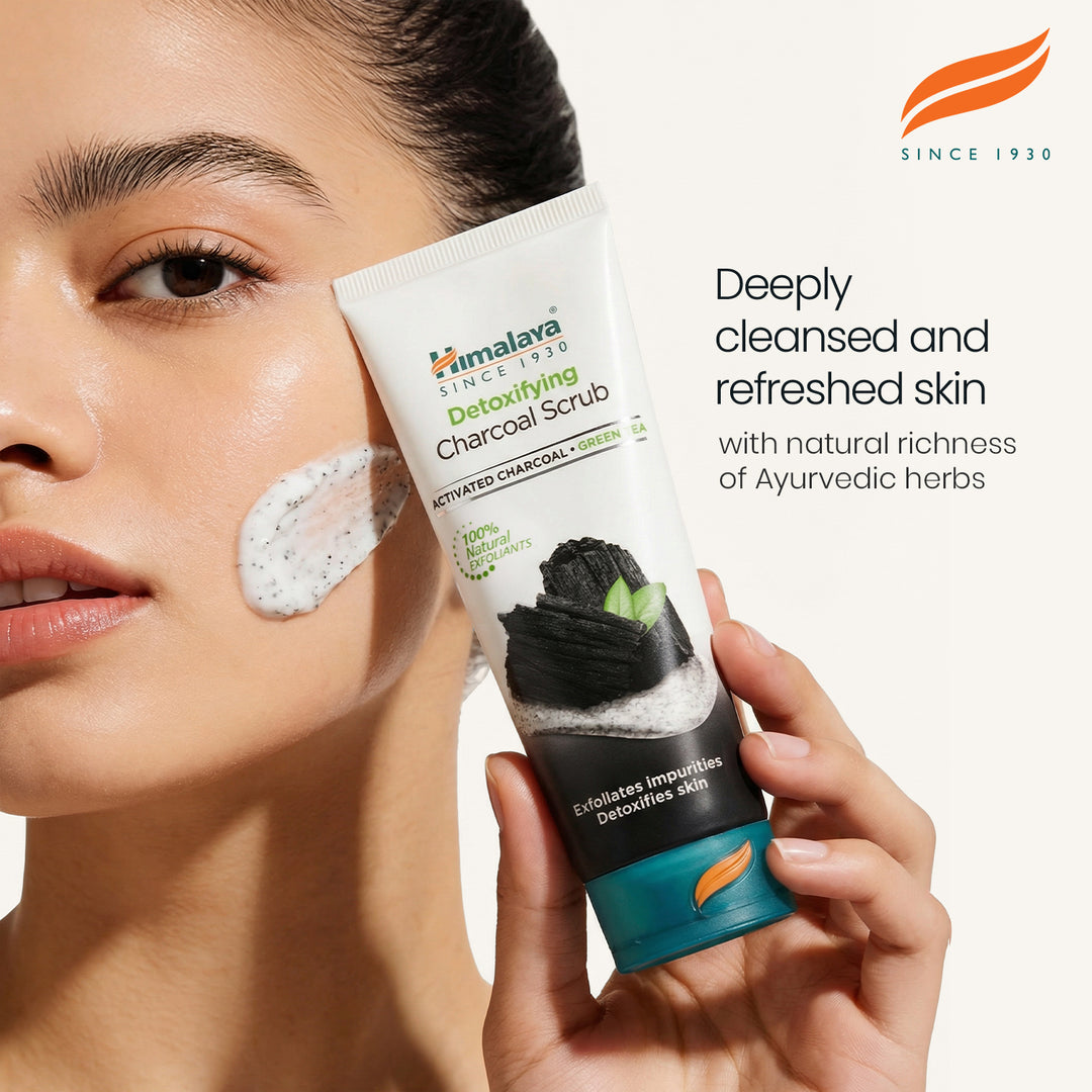 Himalaya Detoxifizierendes Holzkohle Peeling - 75ml